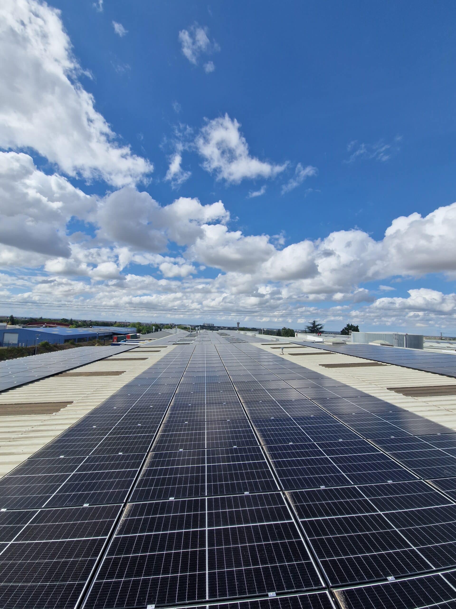 Toiture photovoltaïque - bâtiment industriel - Porcelaines de La Fabrique - Limoges (87)