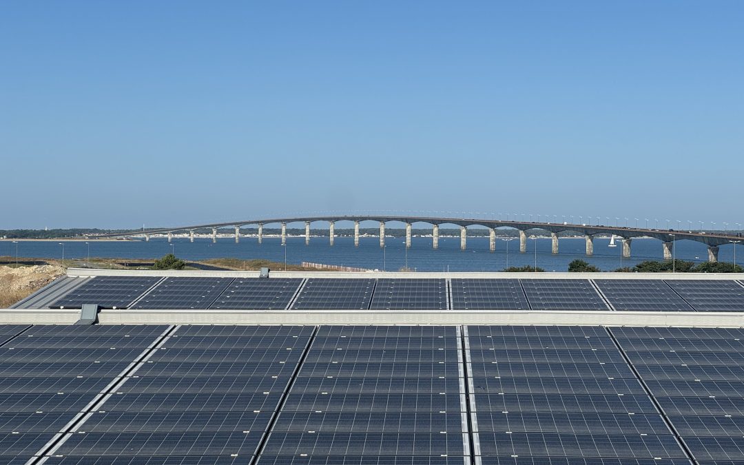Installation photovoltaïque sur toiture bâtiment industriel - La Rochelle (17)